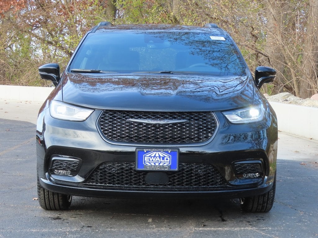 2026 Chrysler Pacifica PACIFICA LIMITED AWD