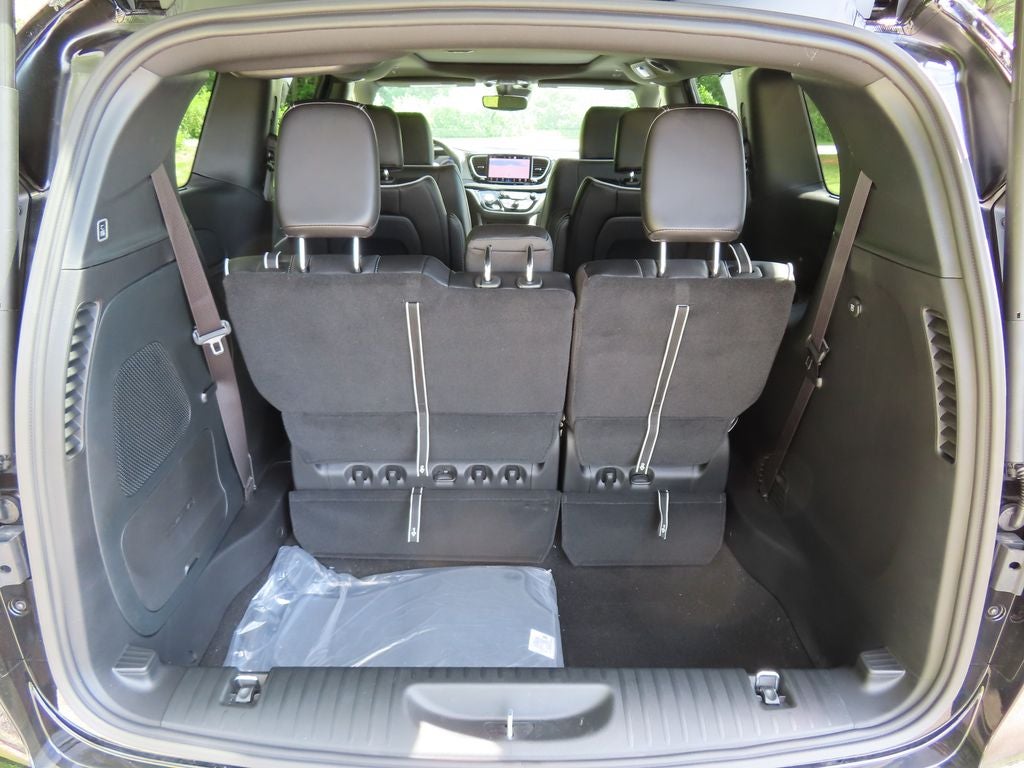 2027 Chrysler Pacifica PACIFICA LIMITED AWD