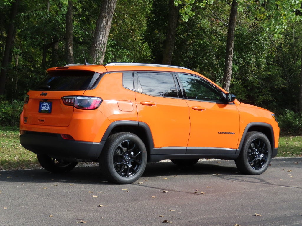 2026 Jeep Compass COMPASS LATITUDE ALTITUDE 4X4