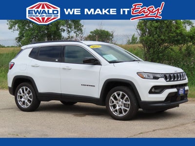 2023 Jeep Compass Latitude Lux
