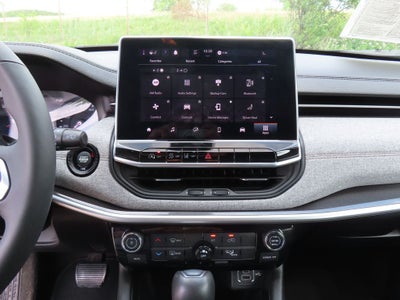 2023 Jeep Compass Latitude Lux