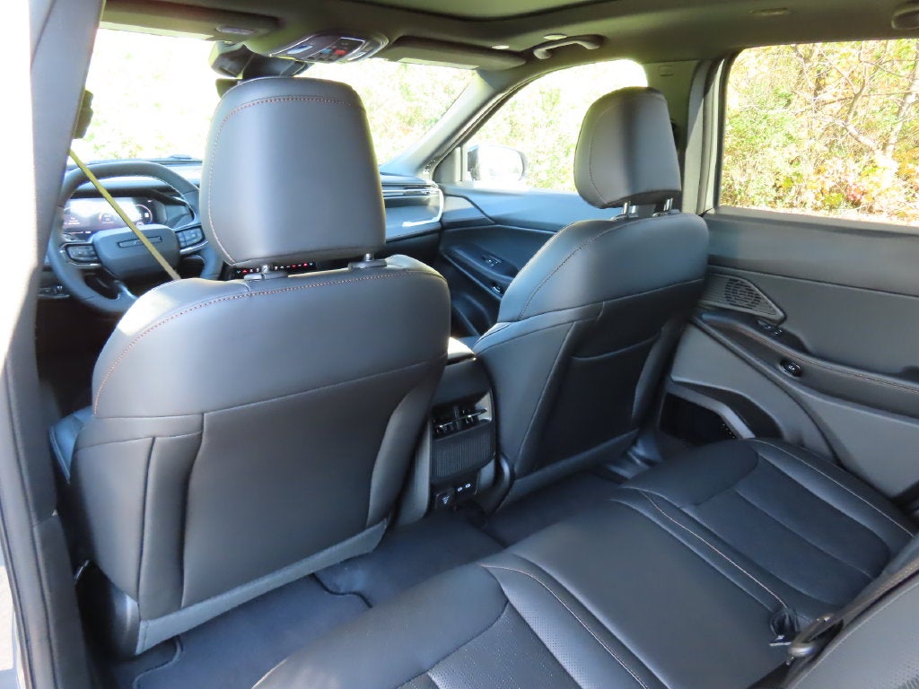 2026 Jeep Cherokee CHEROKEE OVERLAND 4X4