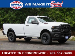 2026 RAM 3500 RAM 3500 TRADESMAN REGULAR CAB 4X4 8' BOX