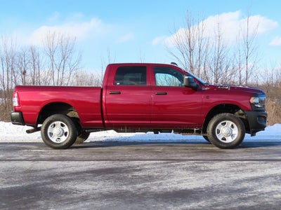 2024 RAM 3500 Tradesman Crew Cab 4x4 6'4' Box