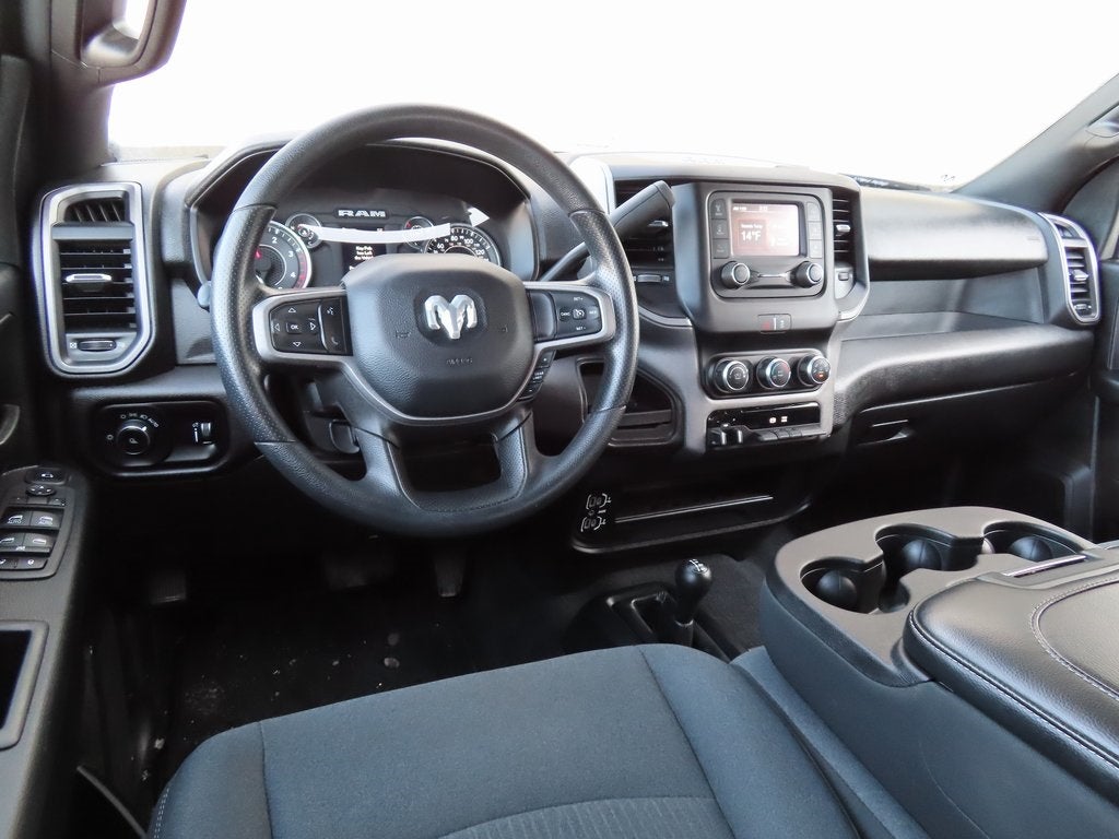 2024 RAM 3500 Tradesman Crew Cab 4x4 6'4' Box