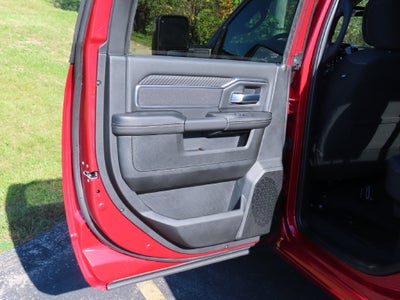 2027 RAM 3500 RAM 3500 BIG HORN CREW CAB 4X4 6'4' BOX