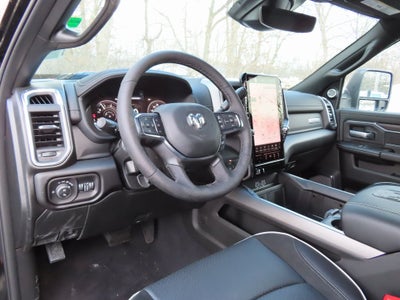 2026 RAM 3500 RAM 3500 LARAMIE CREW CAB 4X4 6'4' BOX