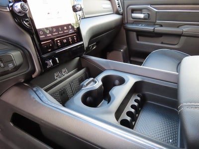 2026 RAM 3500 RAM 3500 LARAMIE CREW CAB 4X4 6'4' BOX