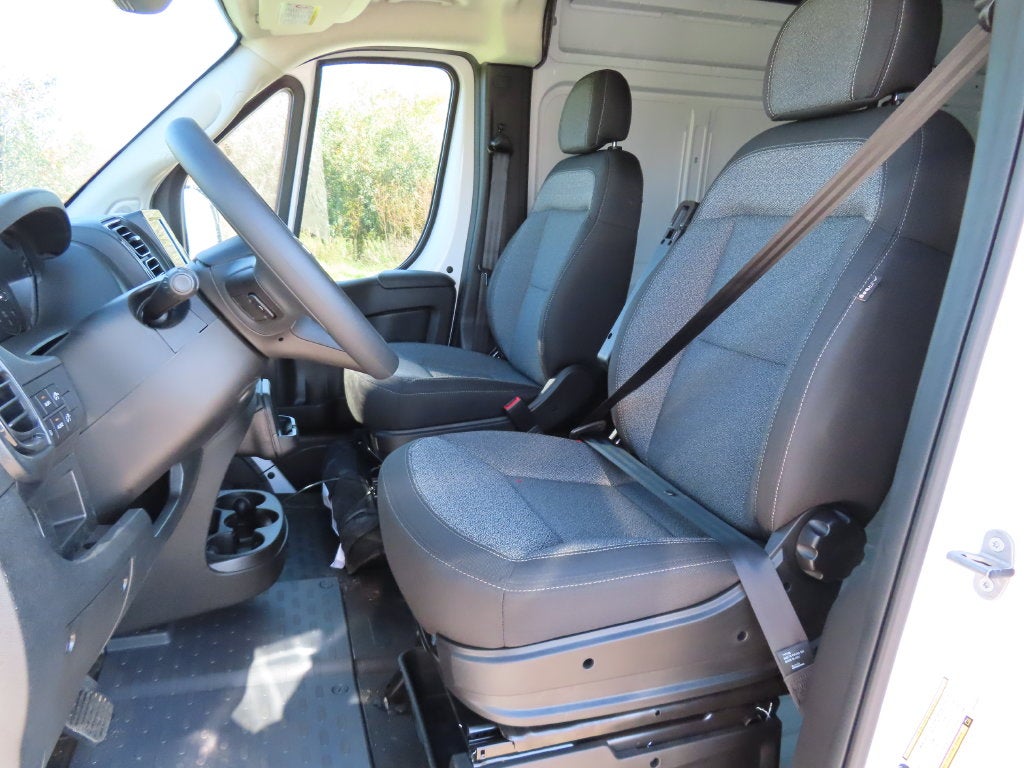 2027 RAM ProMaster 2500 Tradesman