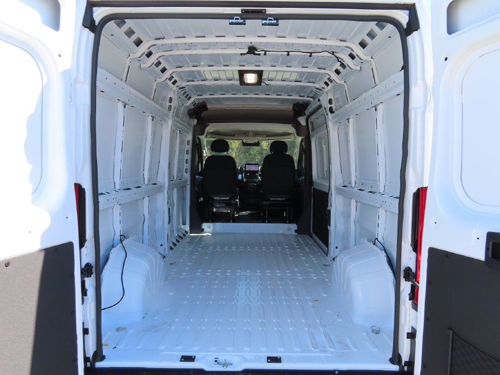 2027 RAM ProMaster 2500 Tradesman