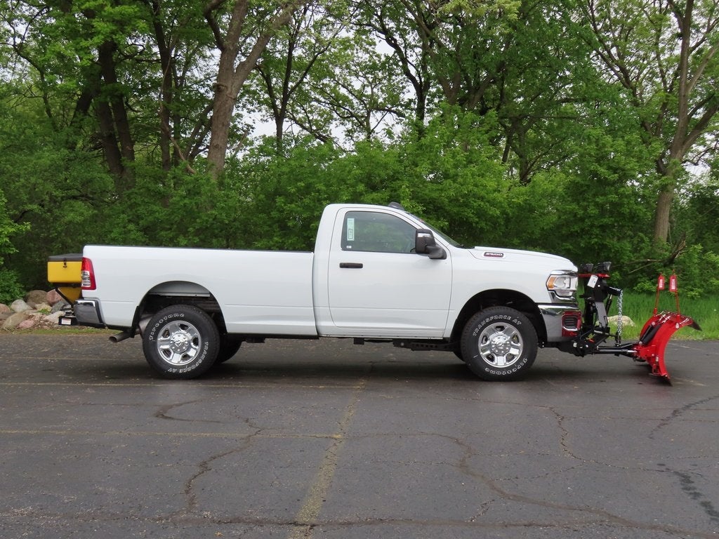 2024 RAM 2500 RAM 2500 TRADESMAN REGULAR CAB 4X4 8' BOX