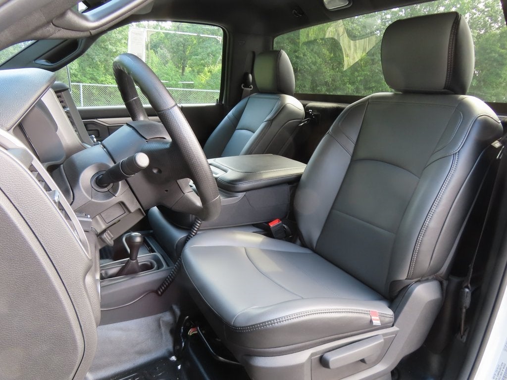 2024 RAM 2500 RAM 2500 TRADESMAN REGULAR CAB 4X4 8' BOX