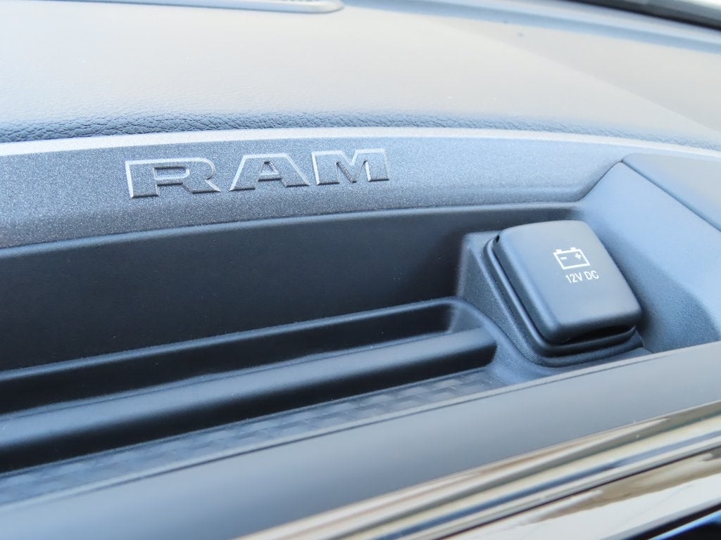 2026 RAM 2500 RAM 2500 TRADESMAN CREW CAB 4X4 6'4' BOX