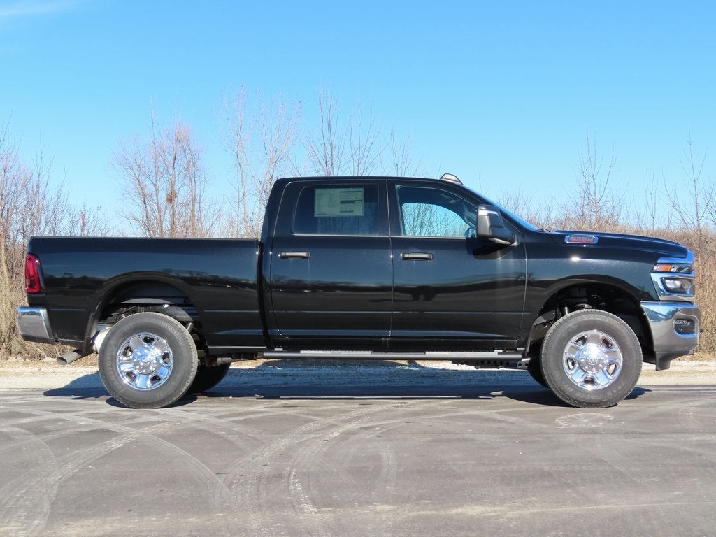 2026 RAM 2500 RAM 2500 TRADESMAN CREW CAB 4X4 6'4' BOX