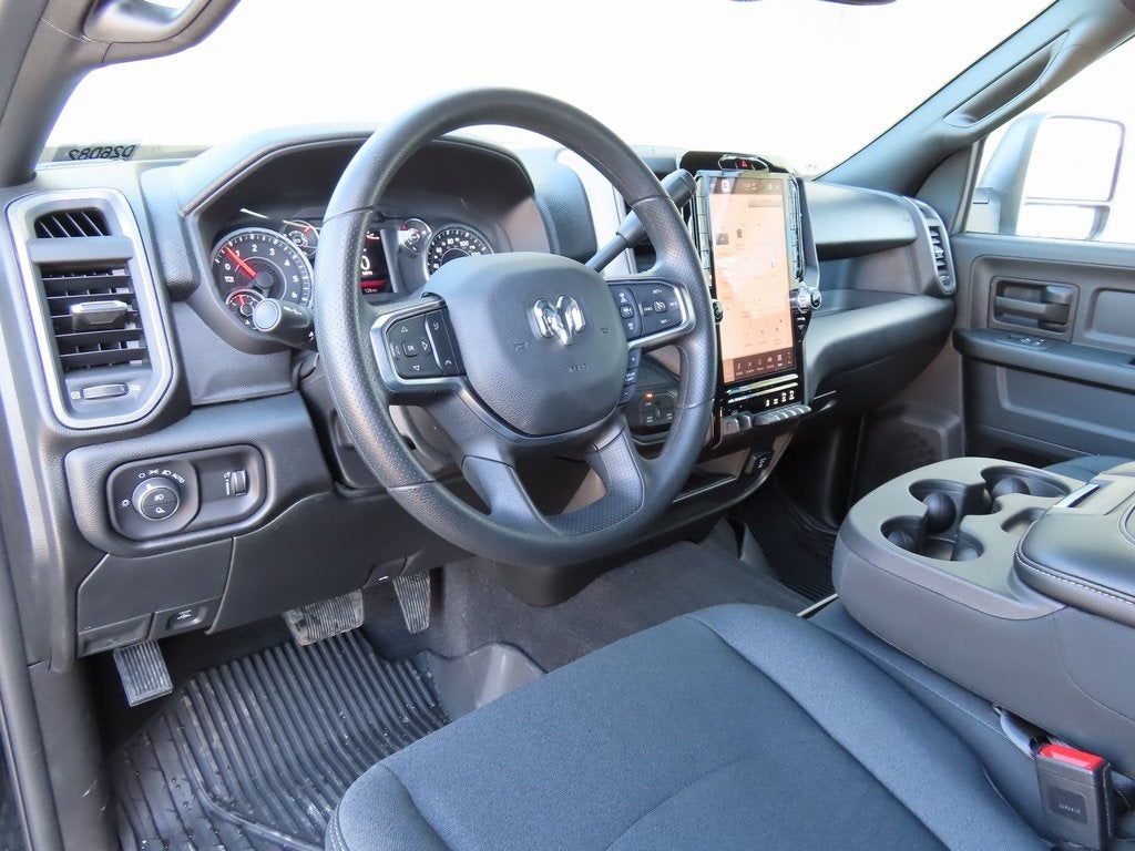 2026 RAM 2500 RAM 2500 TRADESMAN CREW CAB 4X4 6'4' BOX