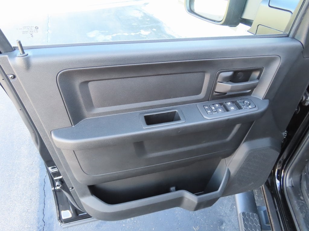 2026 RAM 2500 RAM 2500 TRADESMAN CREW CAB 4X4 6'4' BOX