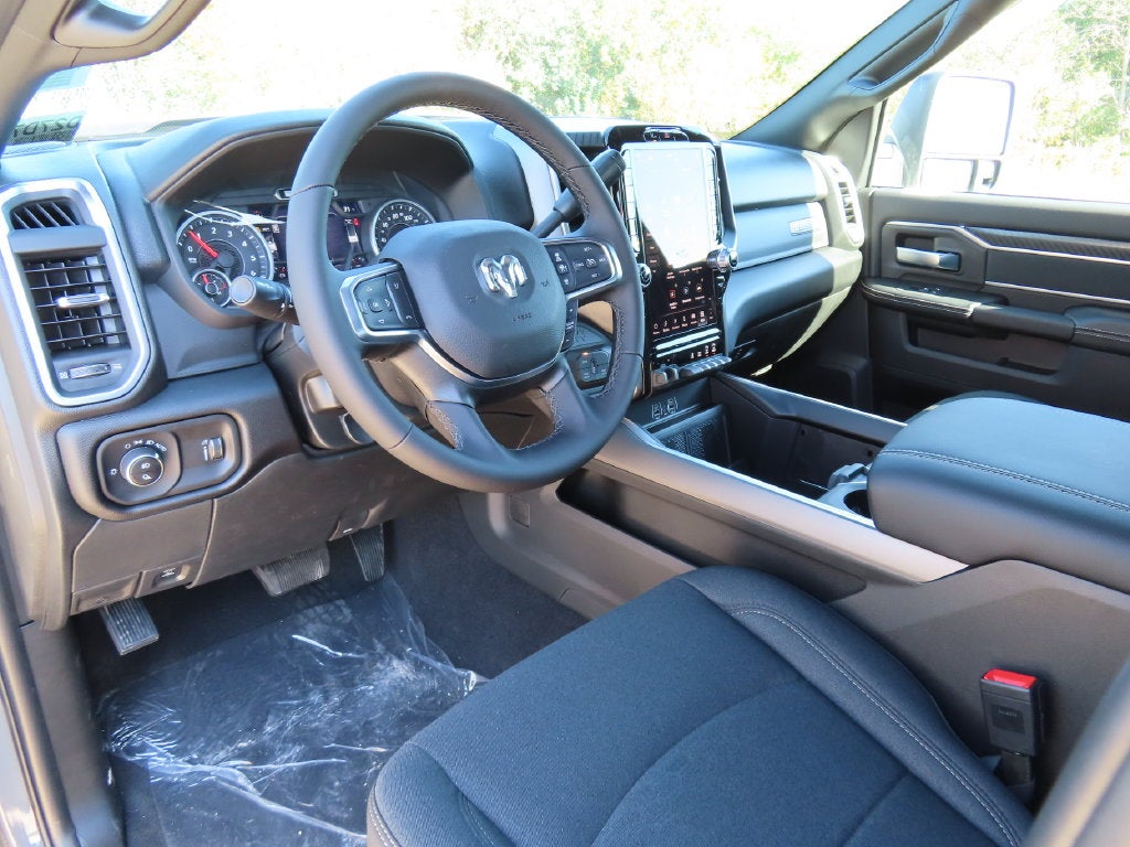 2027 RAM 2500 RAM 2500 BIG HORN CREW CAB 4X4 6'4' BOX