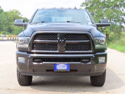 2017 RAM 2500 Laramie Crew Cab 4x4 6'4' Box