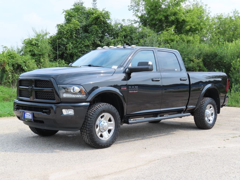 2017 RAM 2500 Laramie Crew Cab 4x4 6'4' Box