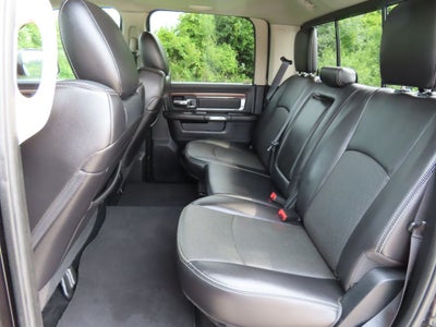 2017 RAM 2500 Laramie Crew Cab 4x4 6'4' Box