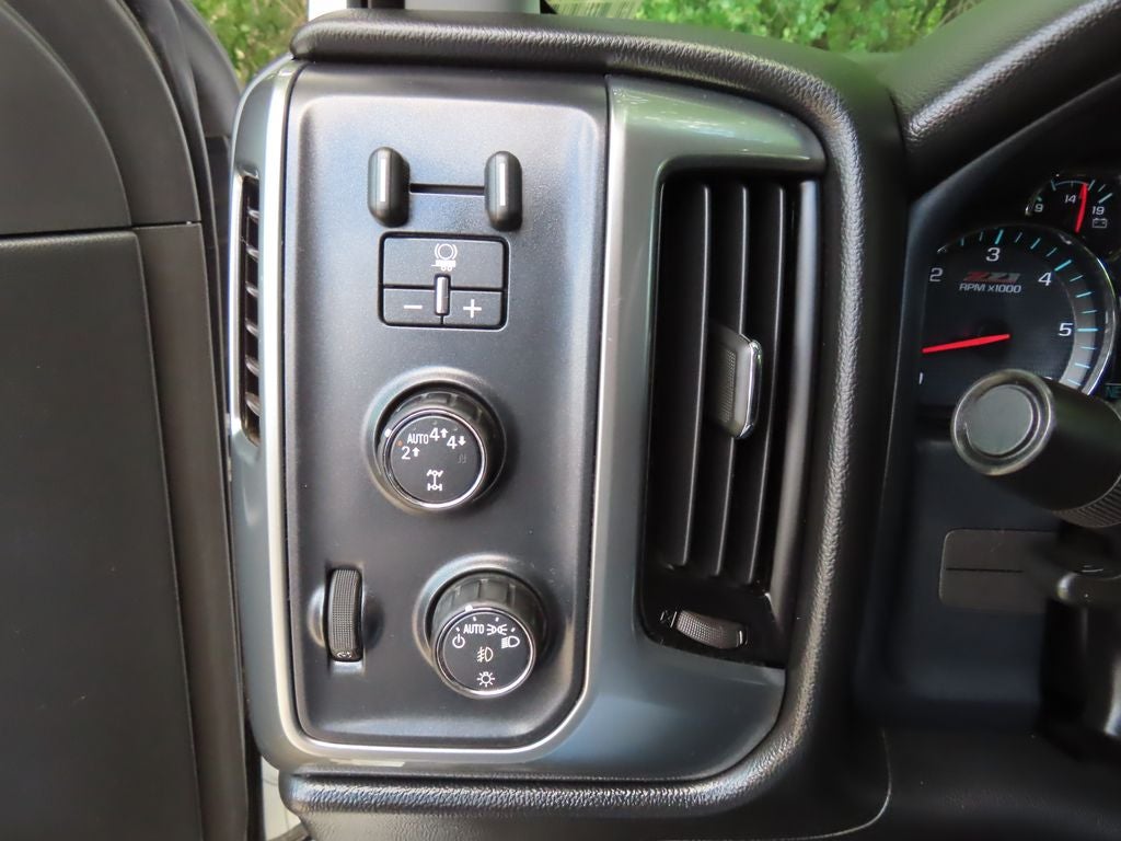 2017 Chevrolet Silverado 1500 2LT