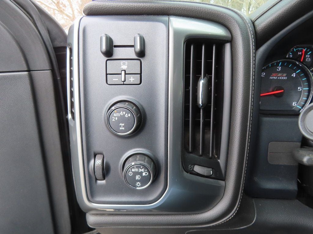 2018 Chevrolet Silverado 1500 2LZ