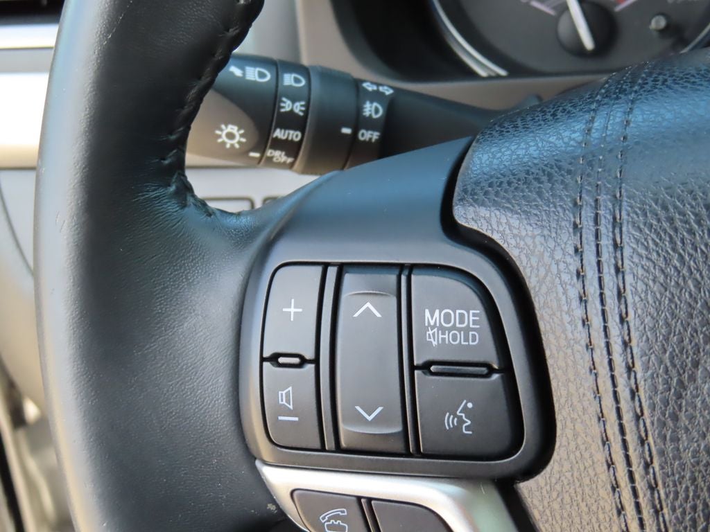 2016 Toyota Highlander LE Plus V6