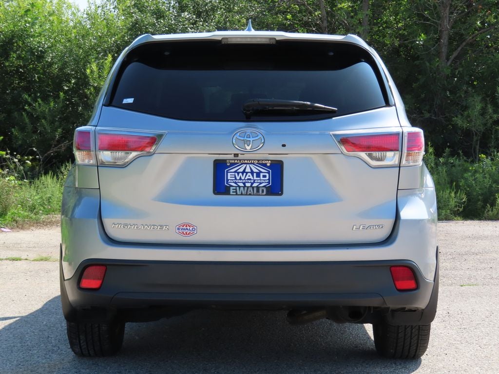 2016 Toyota Highlander LE Plus V6