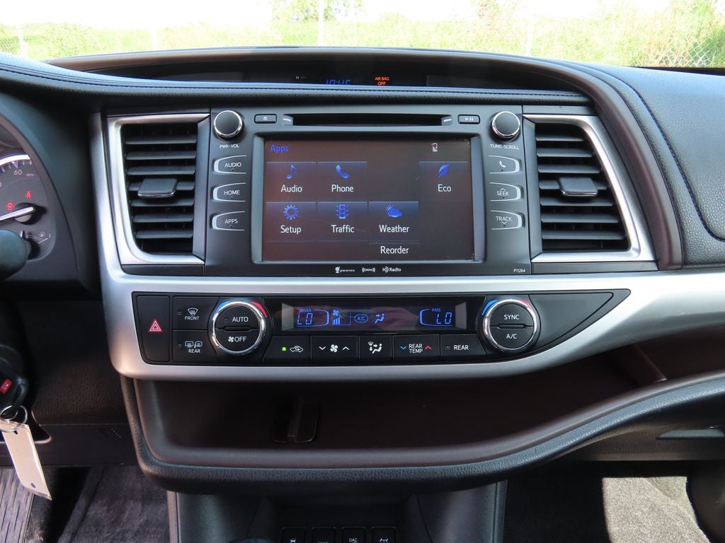 2016 Toyota Highlander LE Plus V6