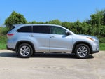 2016 Toyota Highlander LE Plus V6
