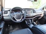 2016 Toyota Highlander LE Plus V6