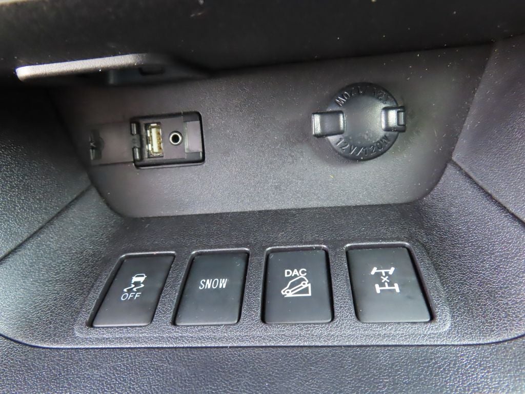 2016 Toyota Highlander LE Plus V6