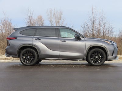 2024 Toyota Highlander Base