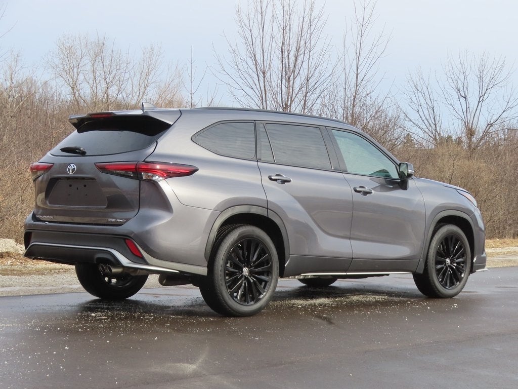 2024 Toyota Highlander Base