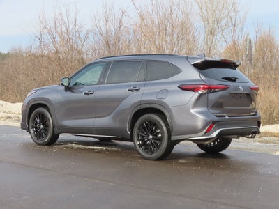 2024 Toyota Highlander Base