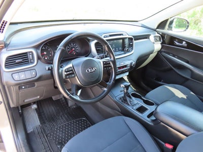 2019 Kia Sorento 2.4L LX