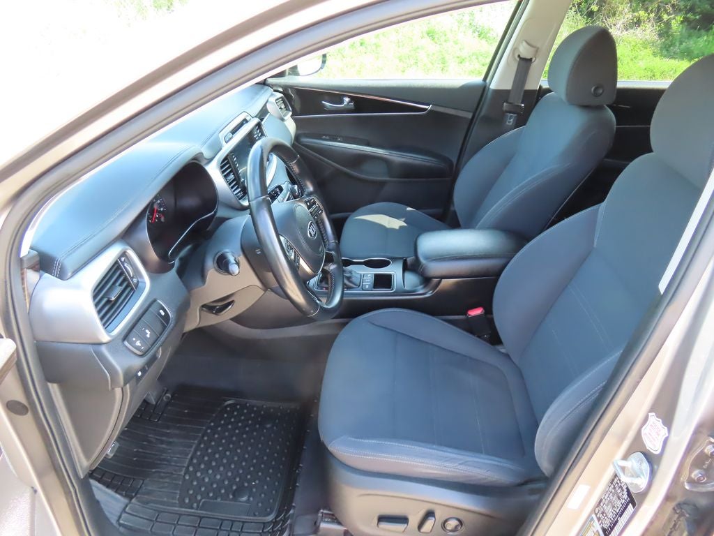 2019 Kia Sorento 2.4L LX