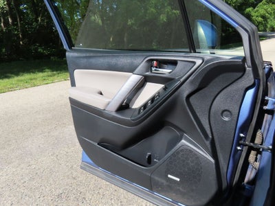 2016 Subaru Forester 2.5i Touring