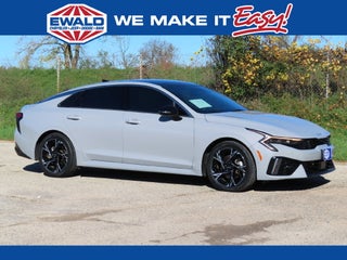 2025 Kia K5 GT-Line