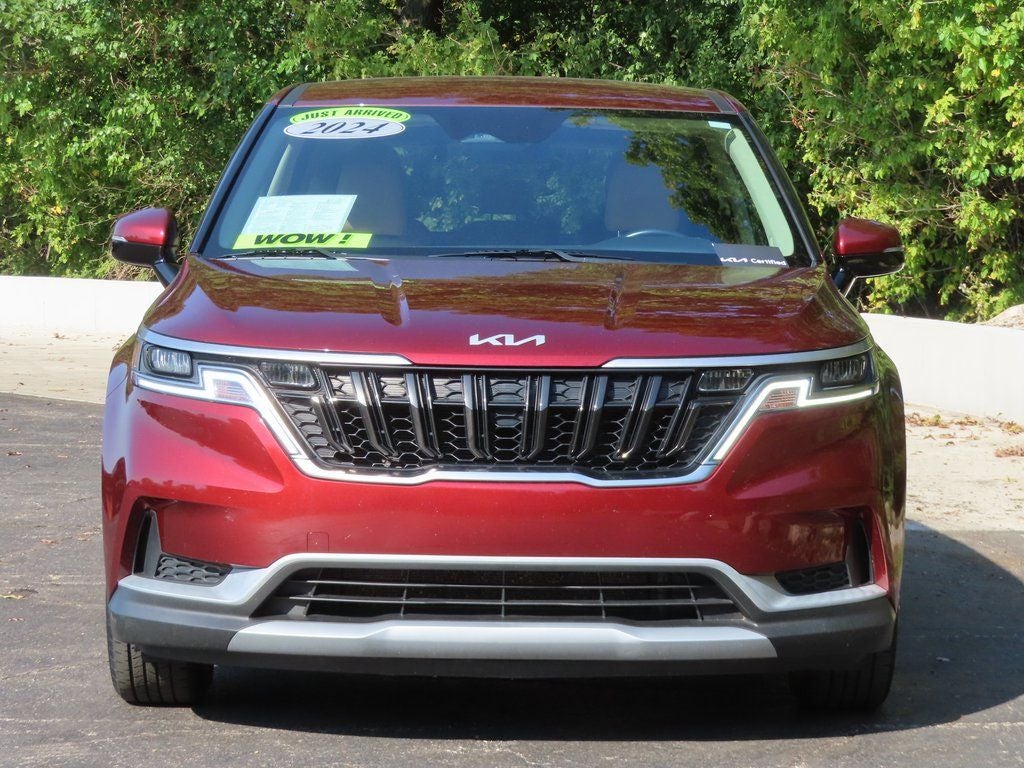 2024 Kia Carnival LX