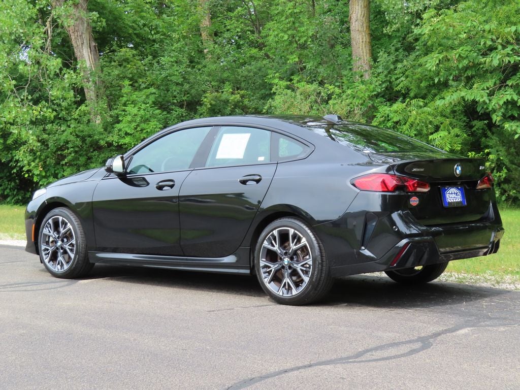 2025 BMW 2 Series xDrive