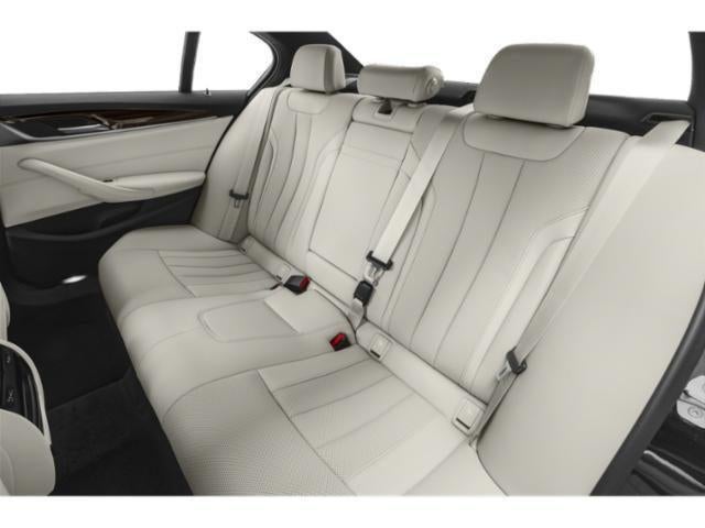 2022 BMW 5 Series xDrive