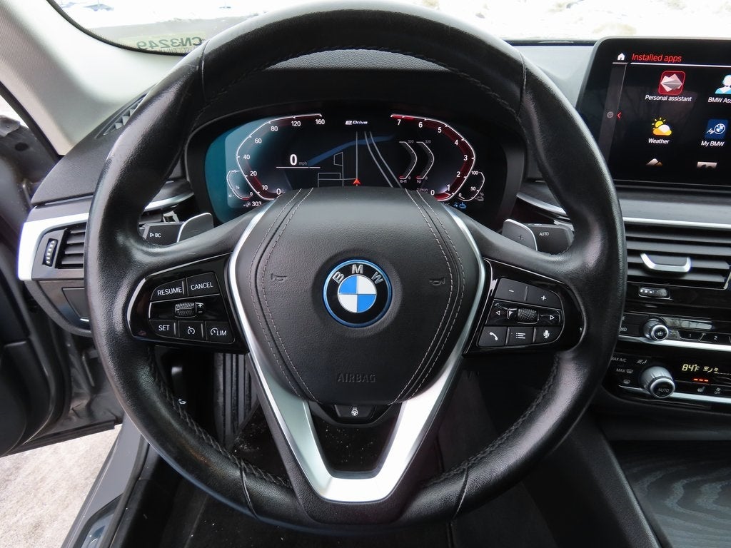 2022 BMW 5 Series xDrive