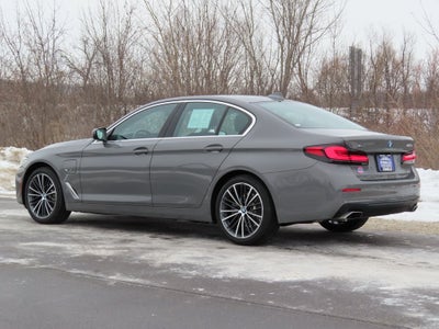 2022 BMW 5 Series xDrive