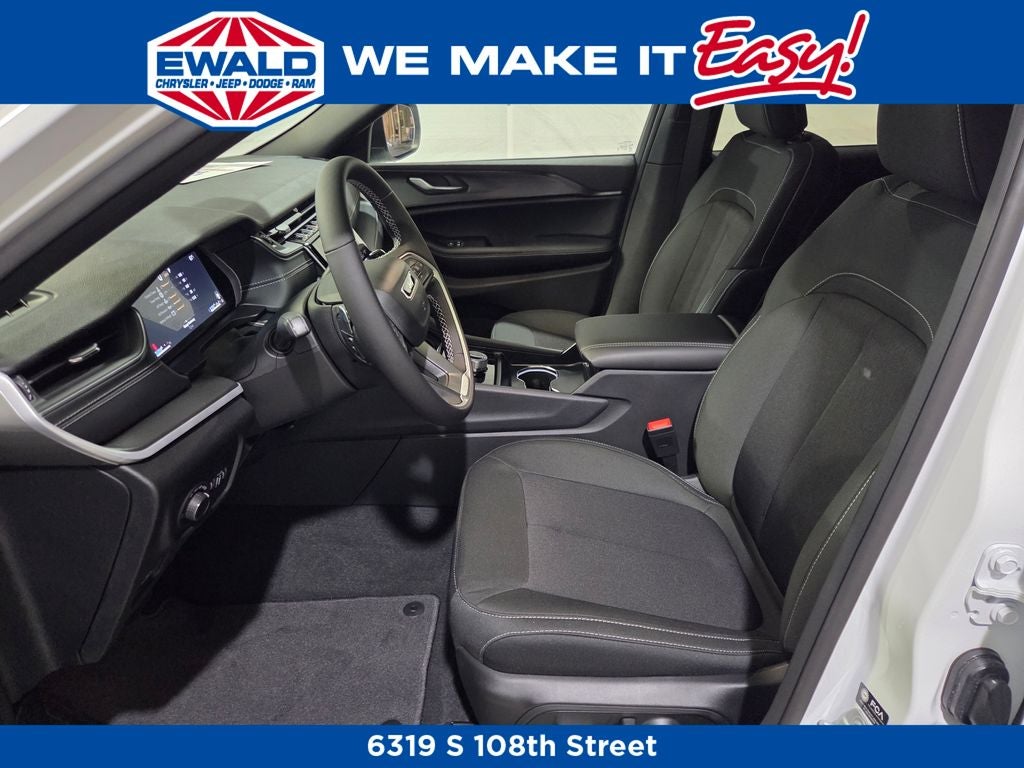 2026 Jeep Grand Cherokee Laredo X