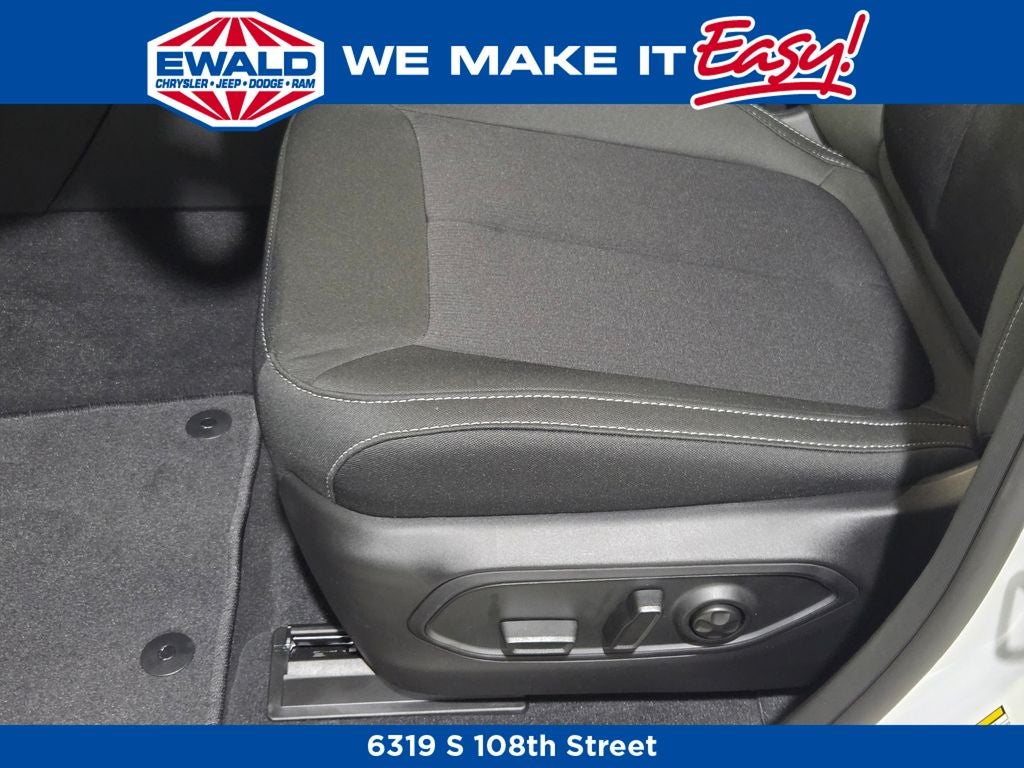 2026 Jeep Grand Cherokee Laredo X