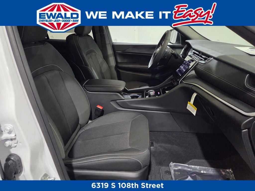 2026 Jeep Grand Cherokee Laredo X