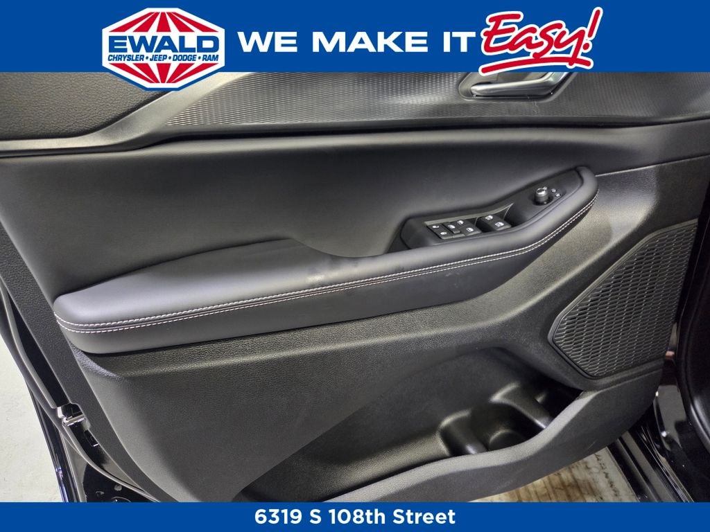 2026 Jeep Grand Cherokee Laredo X