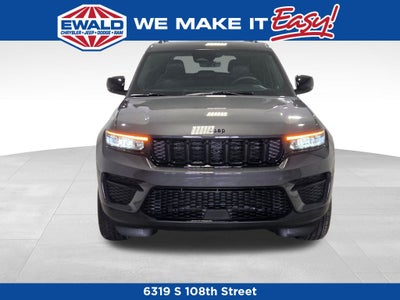 2025 Jeep Grand Cherokee Laredo