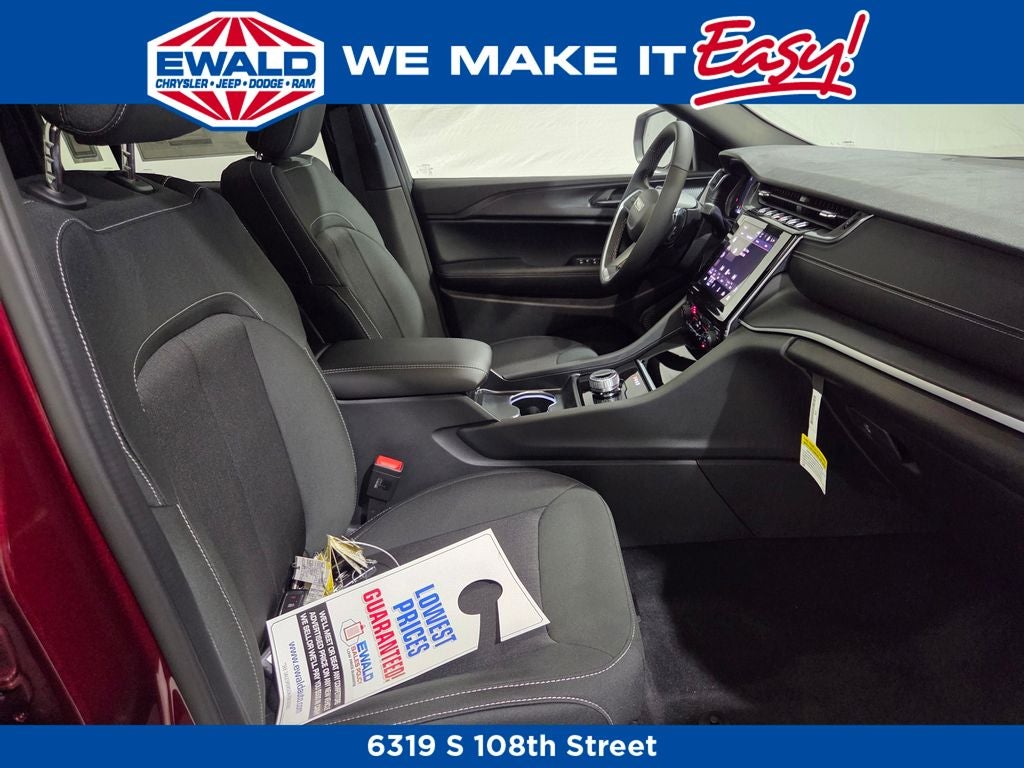 2025 Jeep Grand Cherokee Laredo X